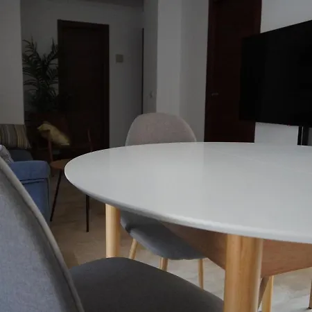Belvilla By Oyo Piso Confortable En